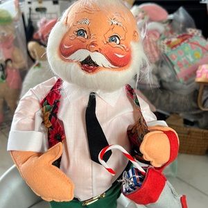 Vint AnnaLee Santa w/ stocking. See separate listing for Mrs Clause w/stocking